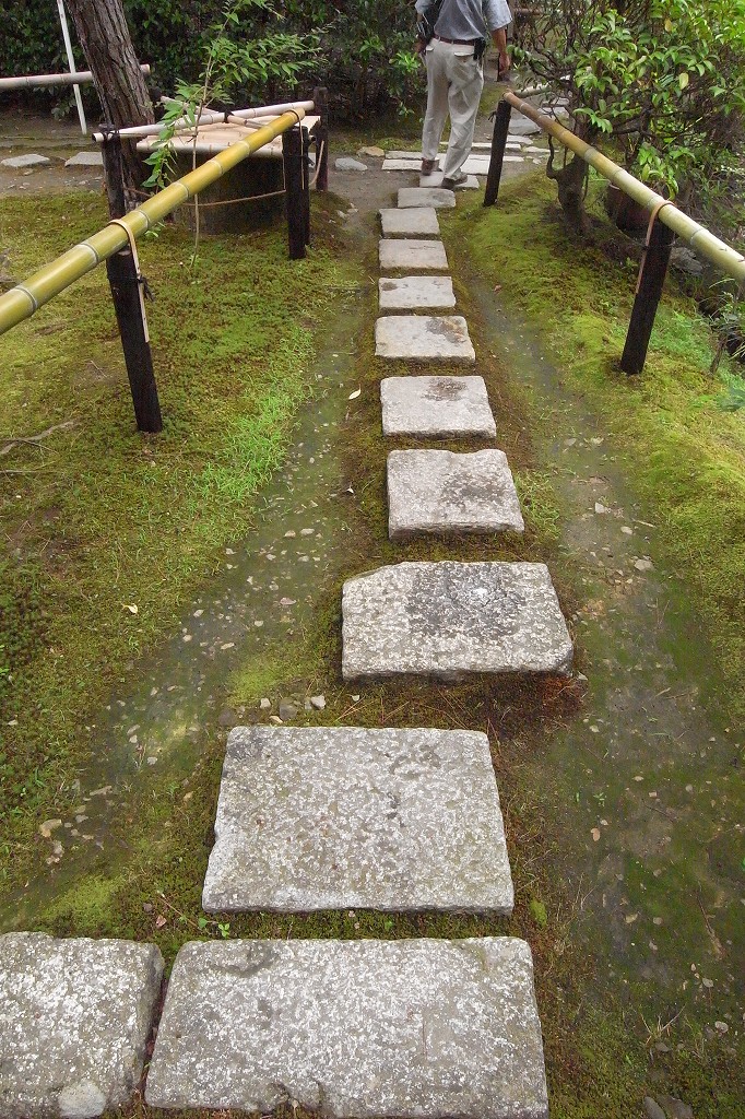 京都寺巡り(その3)〜借景と池泉回遊式編〜