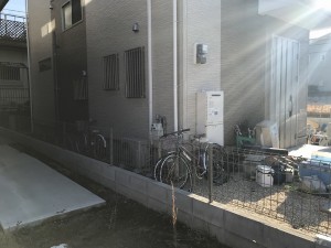 横板ばり目隠しフェンス